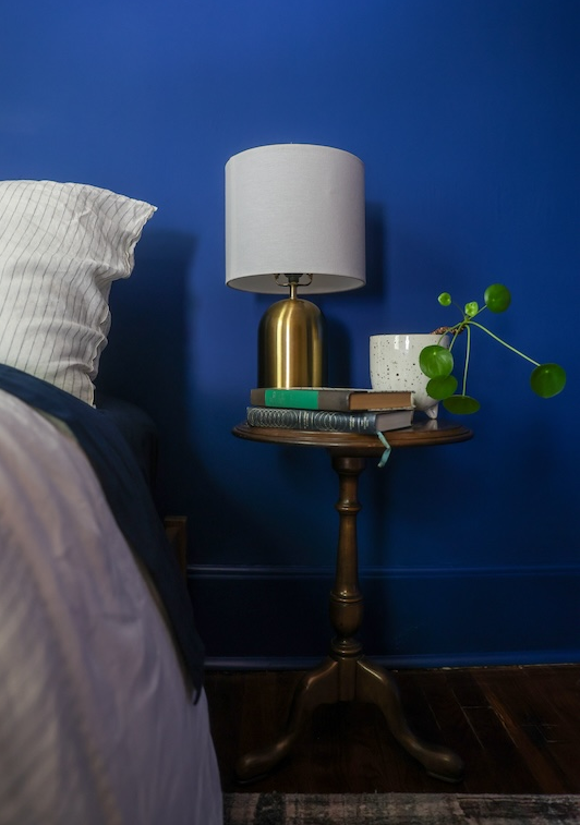 Valspar Announces Encore as 2025 Color of the Year